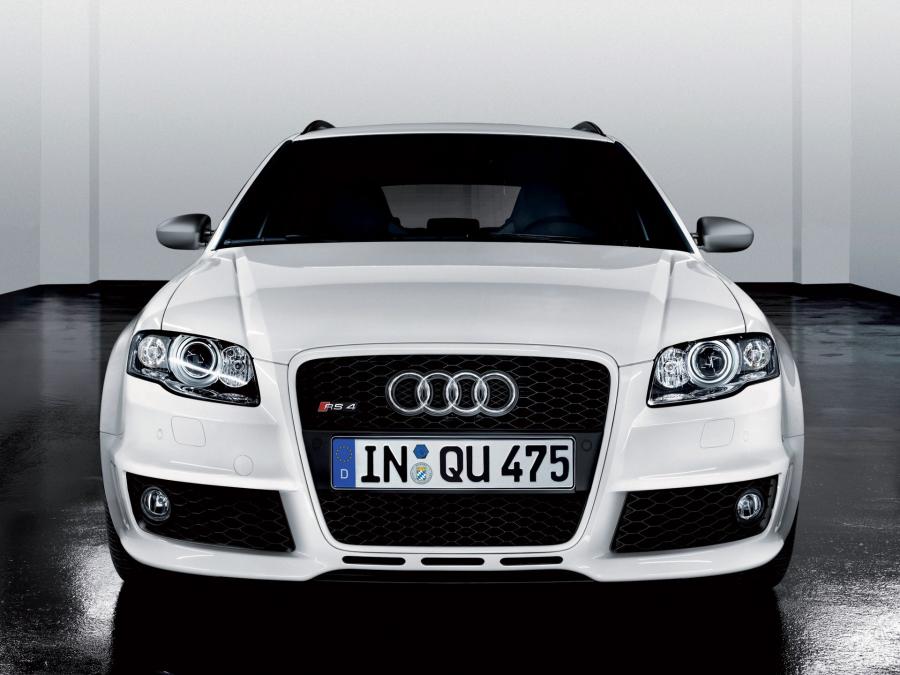 Audi RS4 Avant (B7, 8E) 2006 года  (WW) (фото 13 из 49)